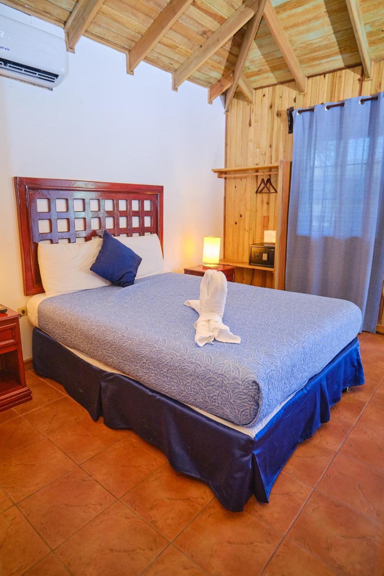 Hotel Playa Caribe 特拉 外观 照片